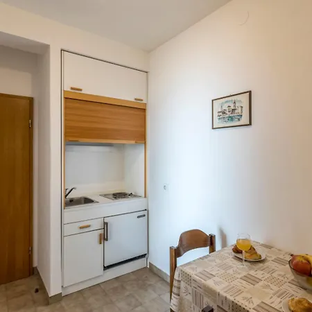 Apartments Vedra Baska Voda